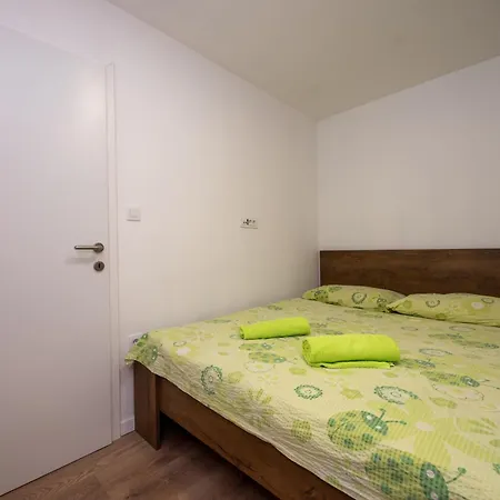 Apartment With A Parking Space - 21525